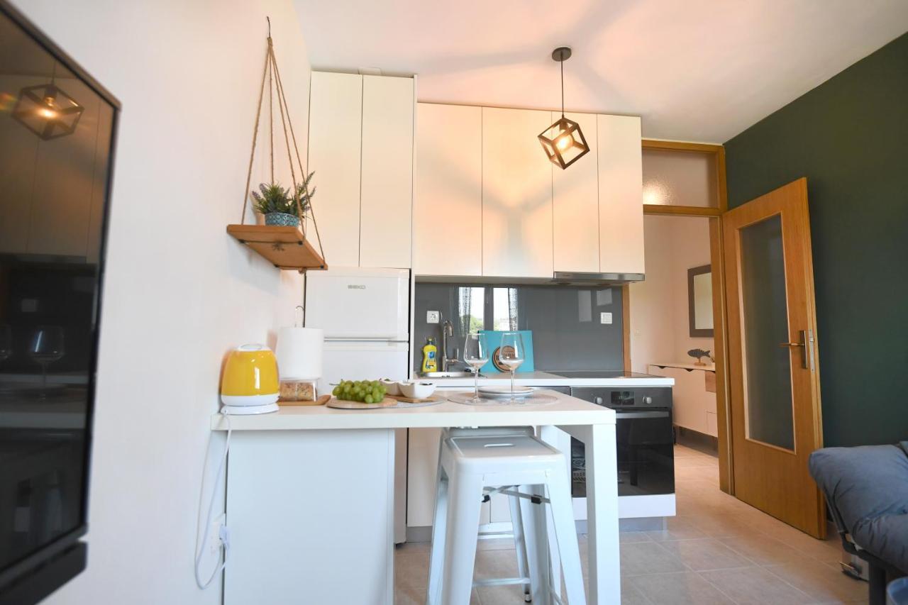 Apartment Rebeka 扎达尔 外观 照片